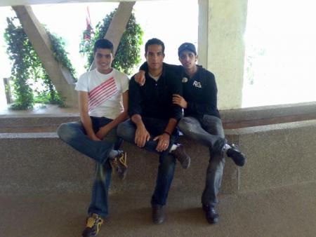 ----->ChdiGa----->Oussama---->WadI3